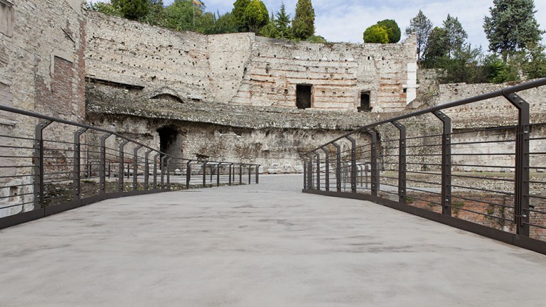 Nordzinc - Teatro romano Breescia (14)