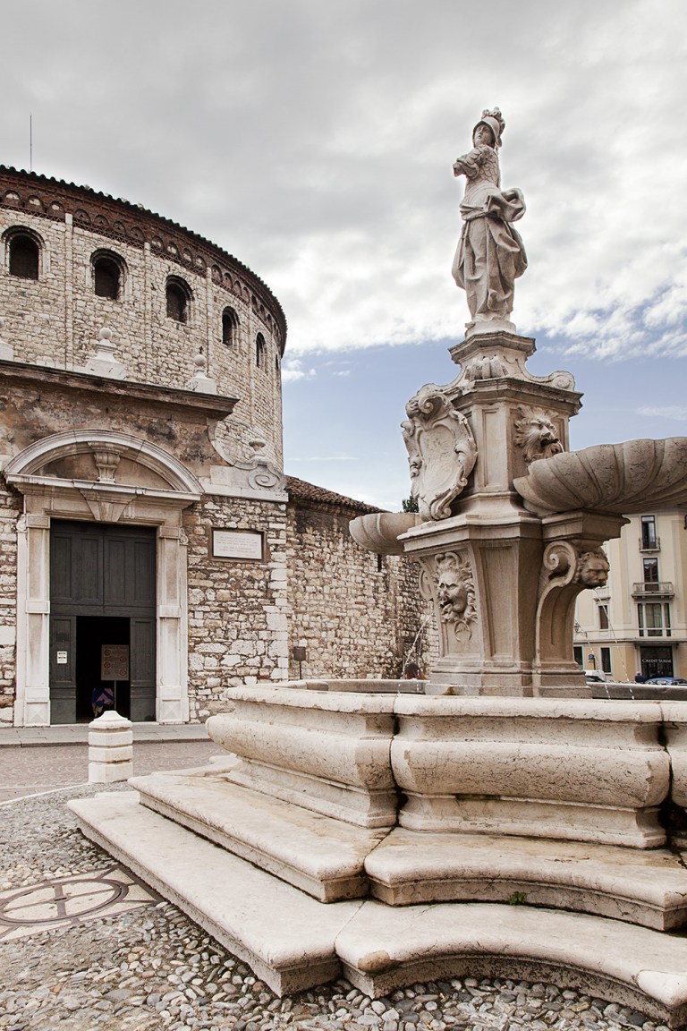 Piazze di Brescia (11)